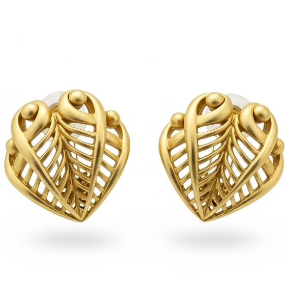 Pendientes de clip de corazón dorados Oscar de la Renta vintage